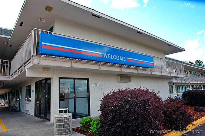 Motel 6-Tuscaloosa, Al Luaran gambar