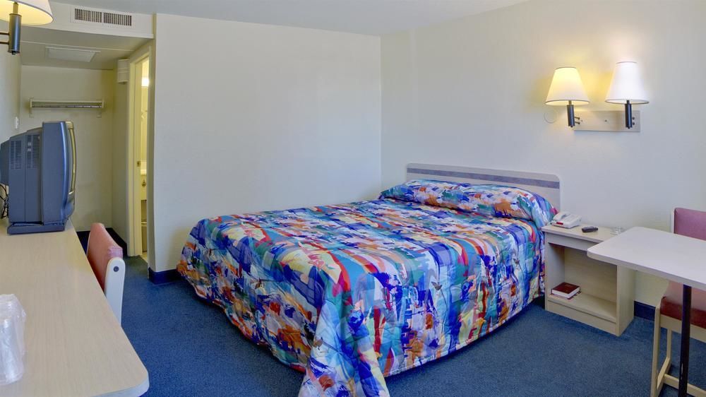 Motel 6-Tuscaloosa, Al Luaran gambar