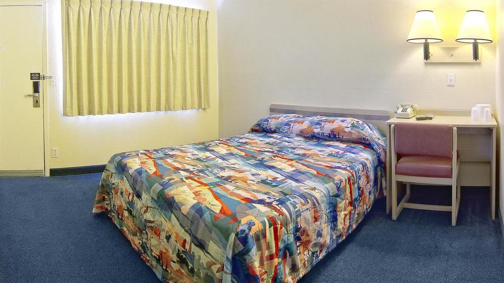 Motel 6-Tuscaloosa, Al Luaran gambar