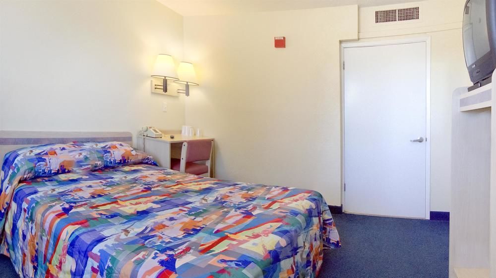 Motel 6-Tuscaloosa, Al Luaran gambar