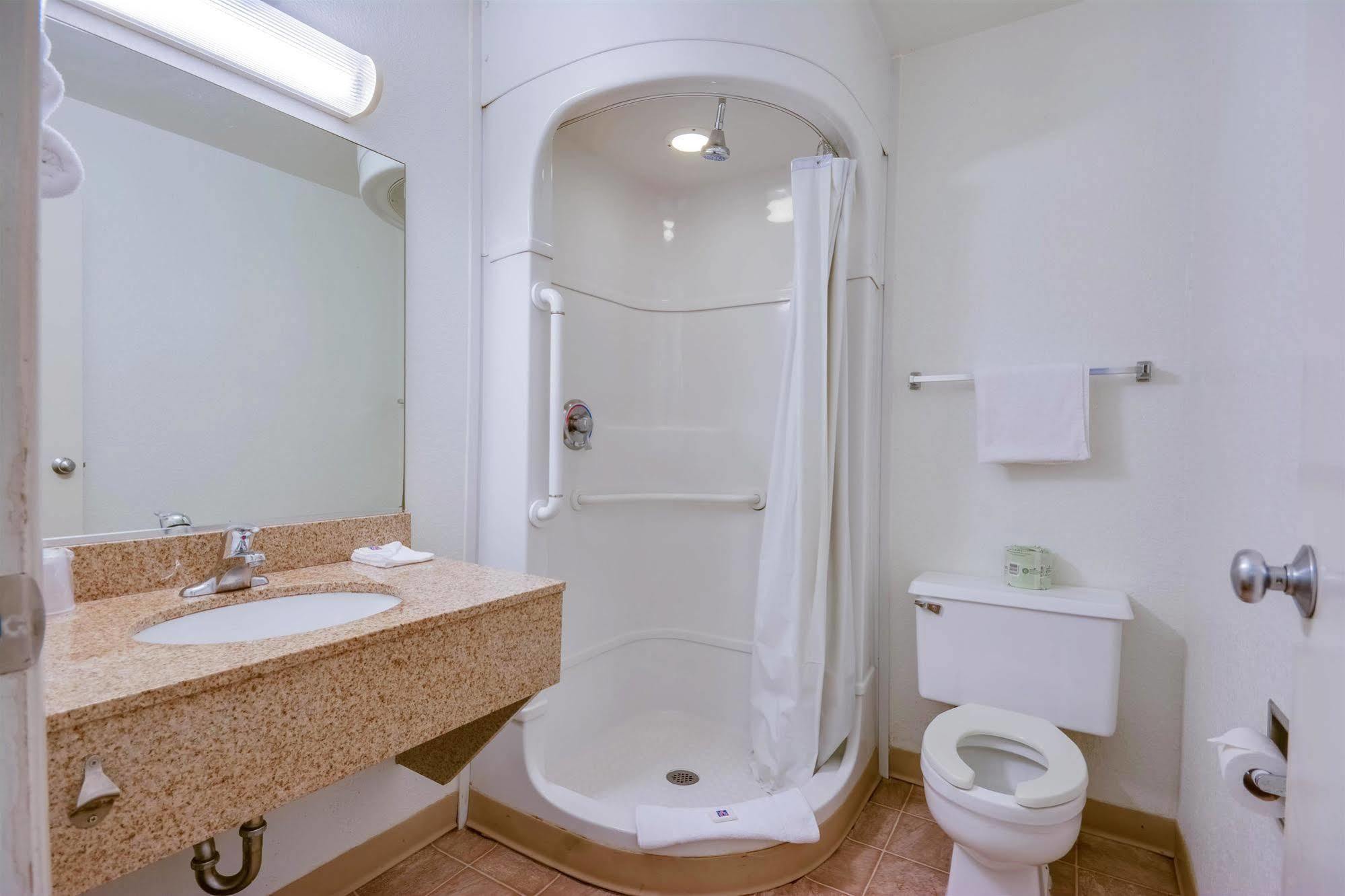 Motel 6-Tuscaloosa, Al Luaran gambar