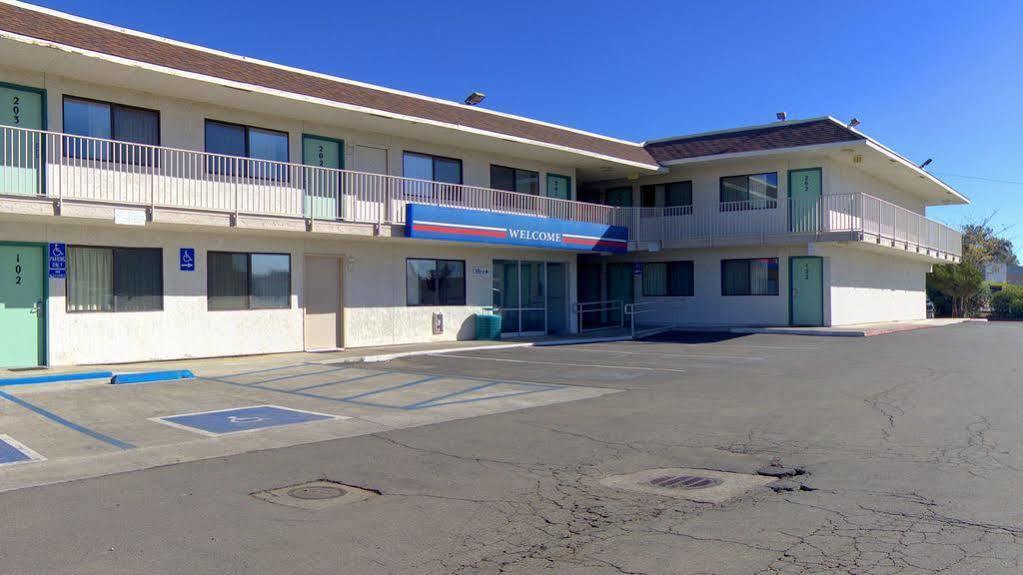 Motel 6-Tuscaloosa, Al Luaran gambar